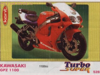 Мотоцикл Kawasaki GPZ 1100 красный мотик гоночный крутой кавасаки